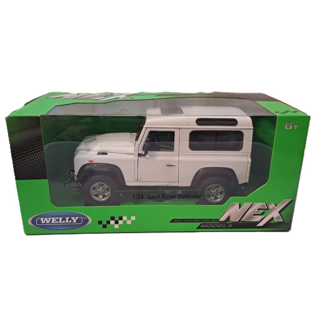 ماکت ماشین Land Rover Defender 1.24 برند WELLY