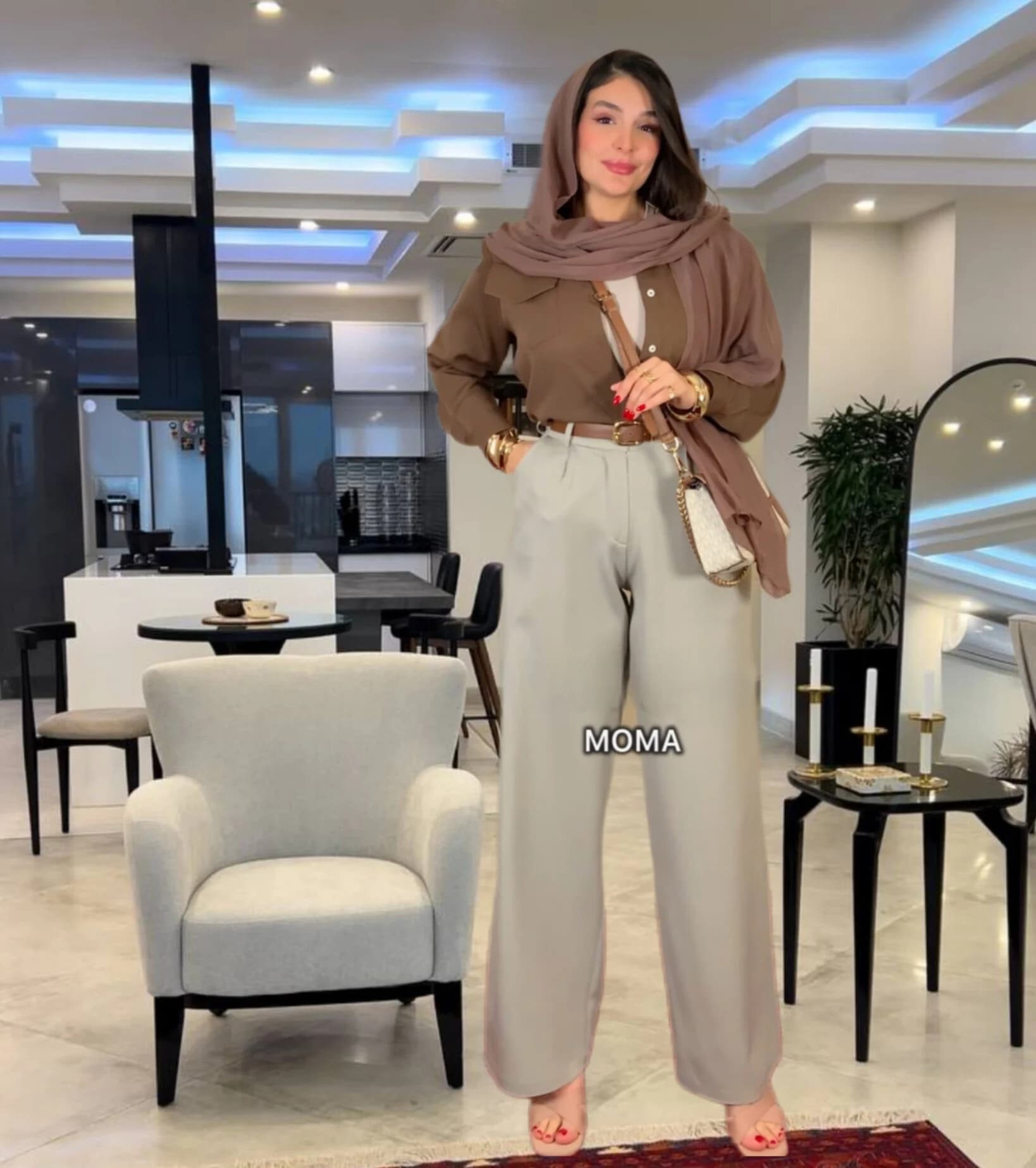 شومیز پشت بلند و جلو کوتاه شکلاتی مدل ویسادار