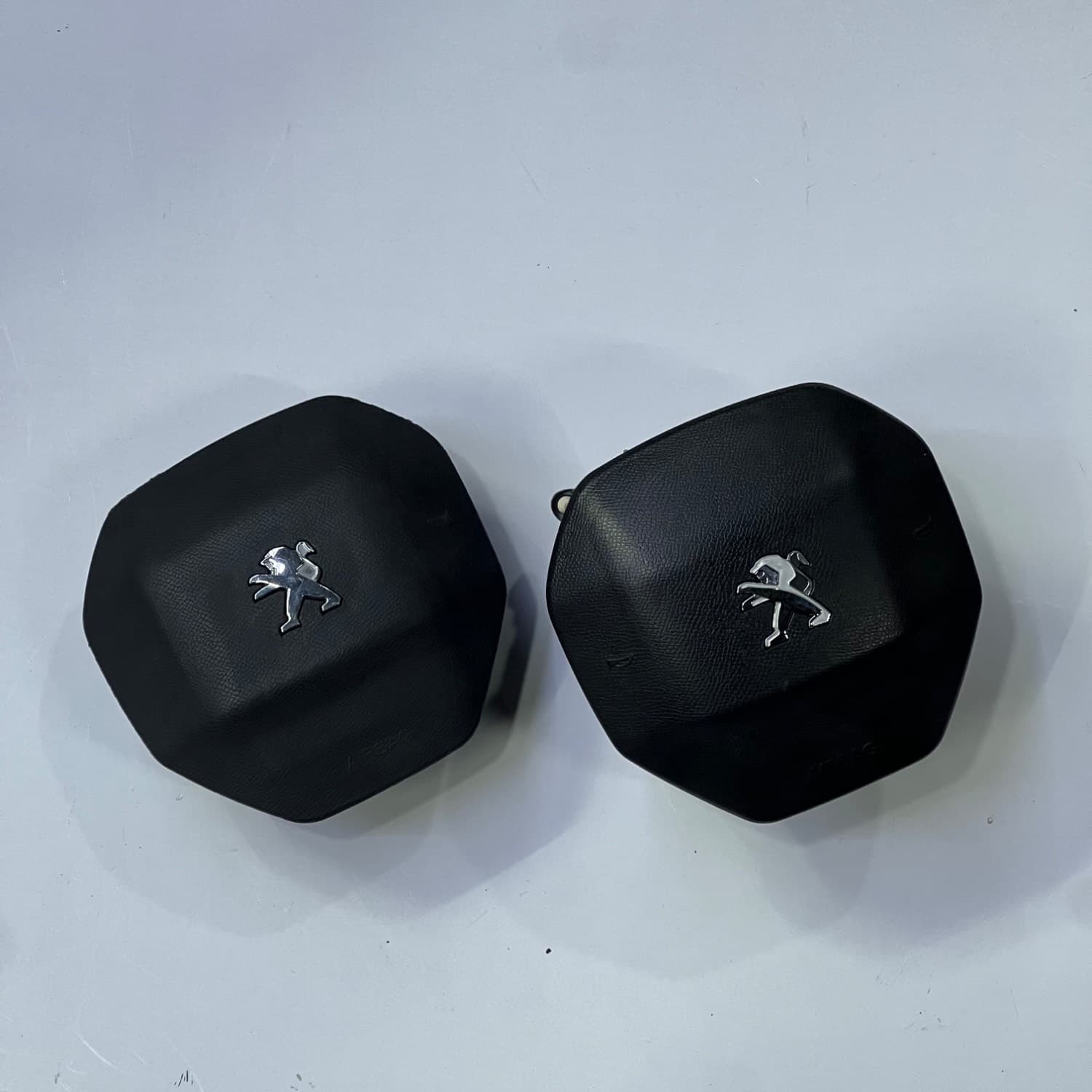 قاب ایربگ 3008