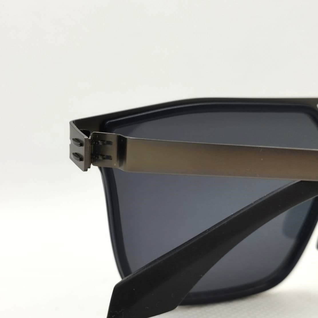 آيس برلين T0905 BLACK MATE — تصویر ۲