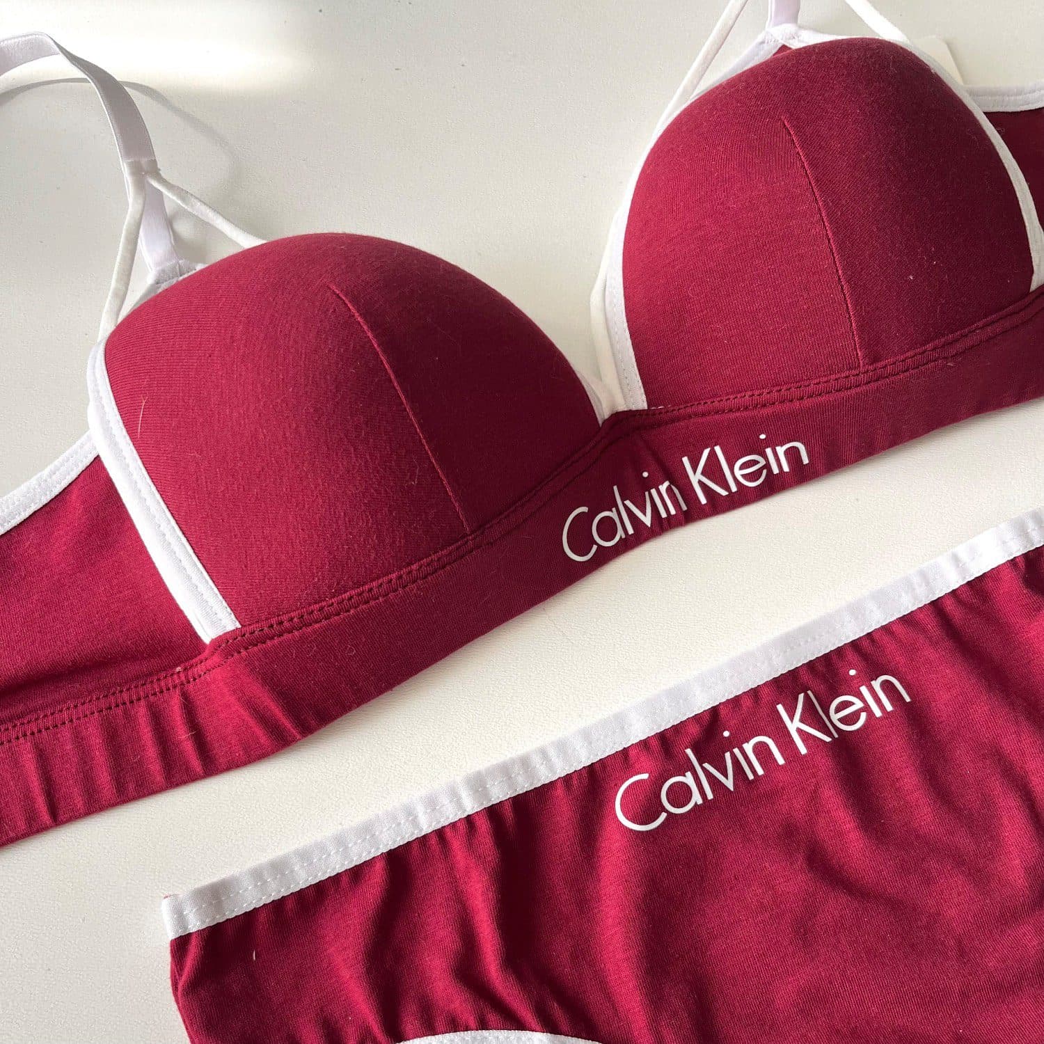 ست سوتین و شورت طرح calvin — تصویر ۸