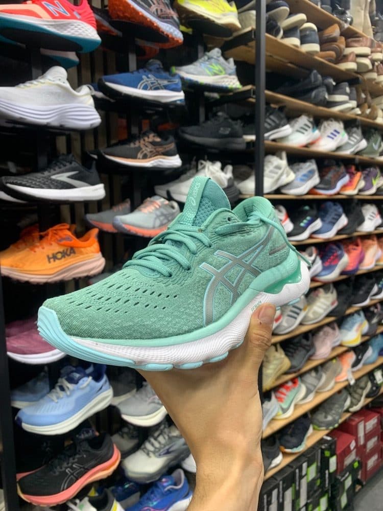 کفش زنانه اسیکس ASICS Women’s Gel-Nimbus 24 Sneaker کد6858 — تصویر ۳