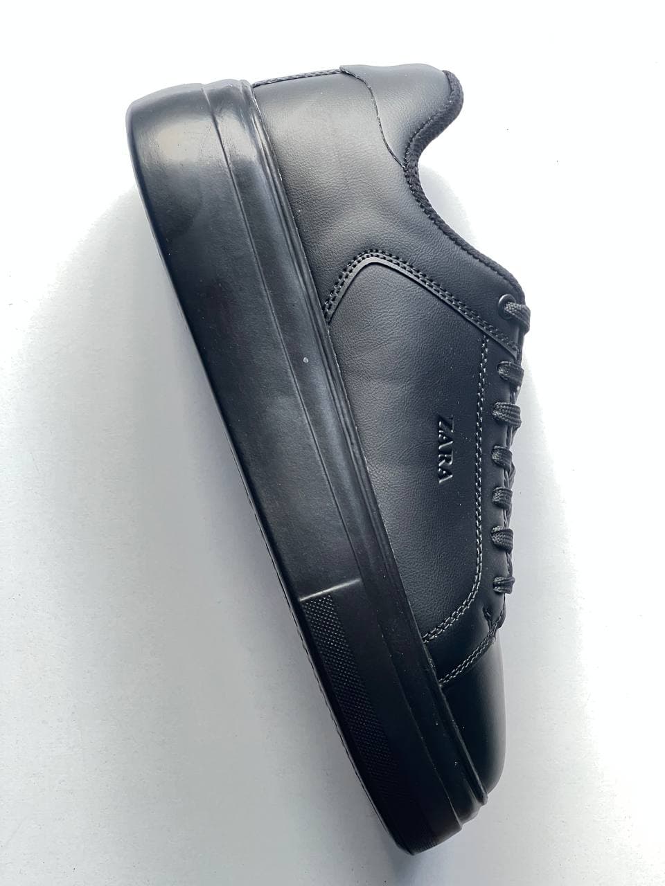 کفش کتونی مردانه زارا مشکی ZARA — تصویر ۲