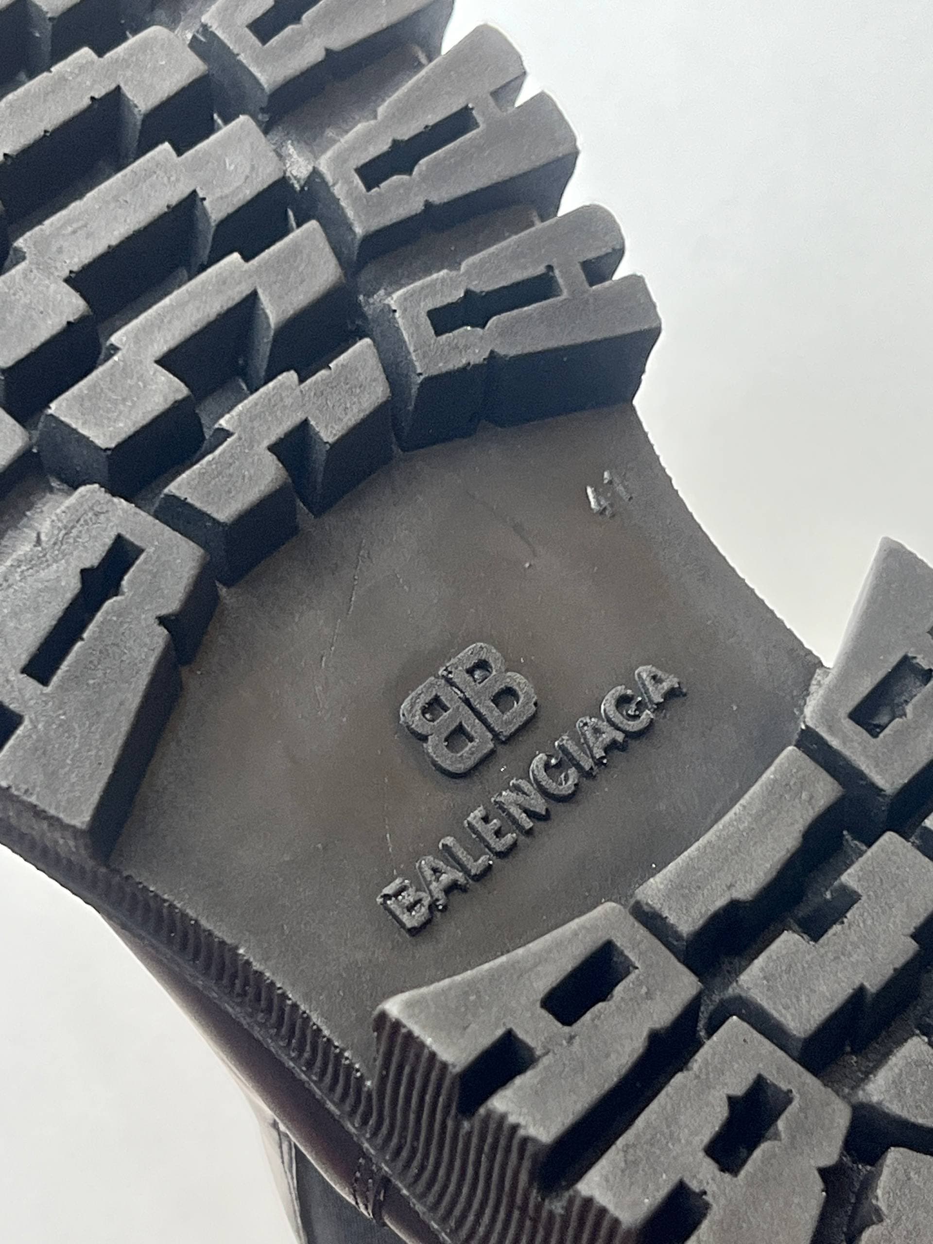 بوت بالنسیاگا مردانه چرمی شبرو Balenciaga — تصویر ۵
