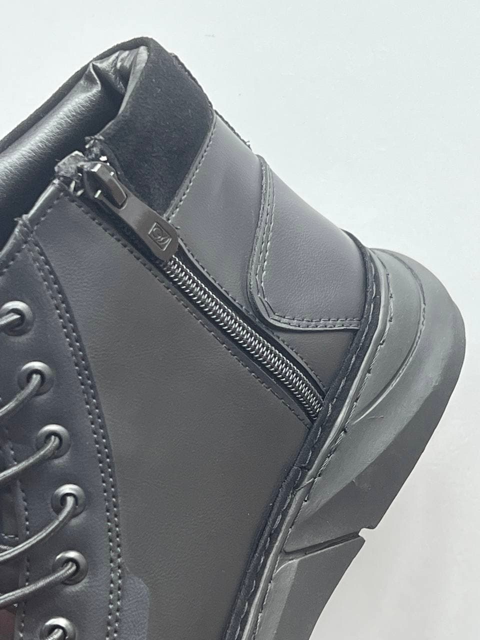 بوت مردانه ورساچه چرمی مشکی Versace — تصویر ۶