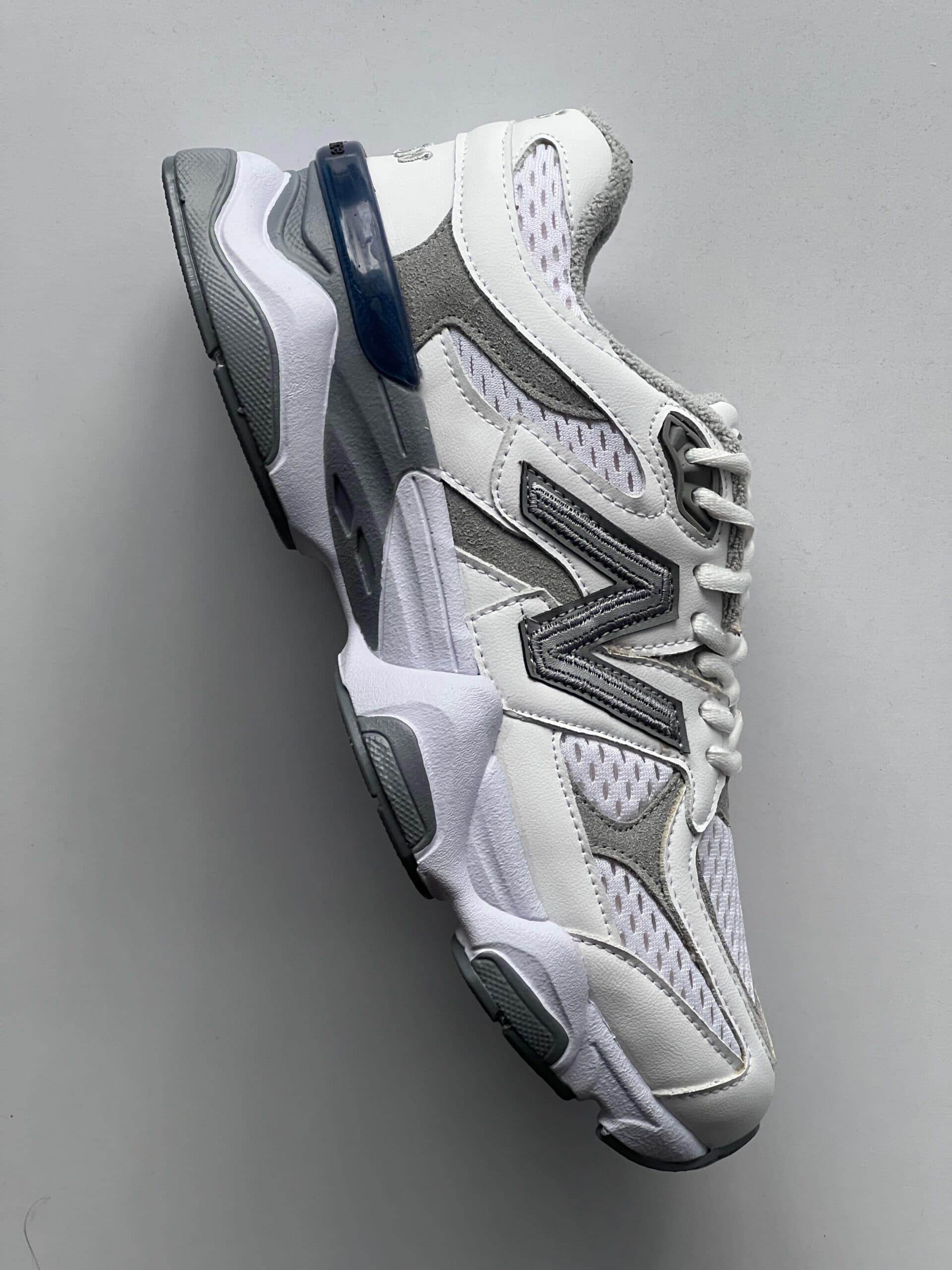 کفش نیوبالانس مردانه ۹۰۶۰ | Men’s New Balance 9060 — تصویر ۲