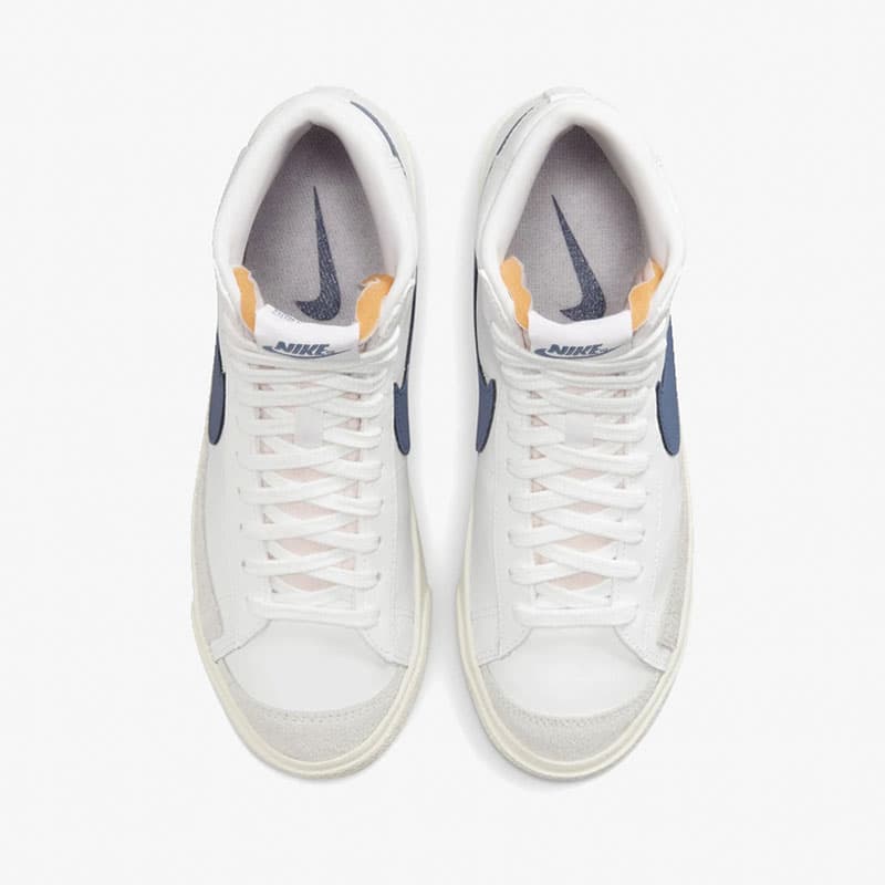 کفش نایک مدل Blazer mid 77 — تصویر ۴