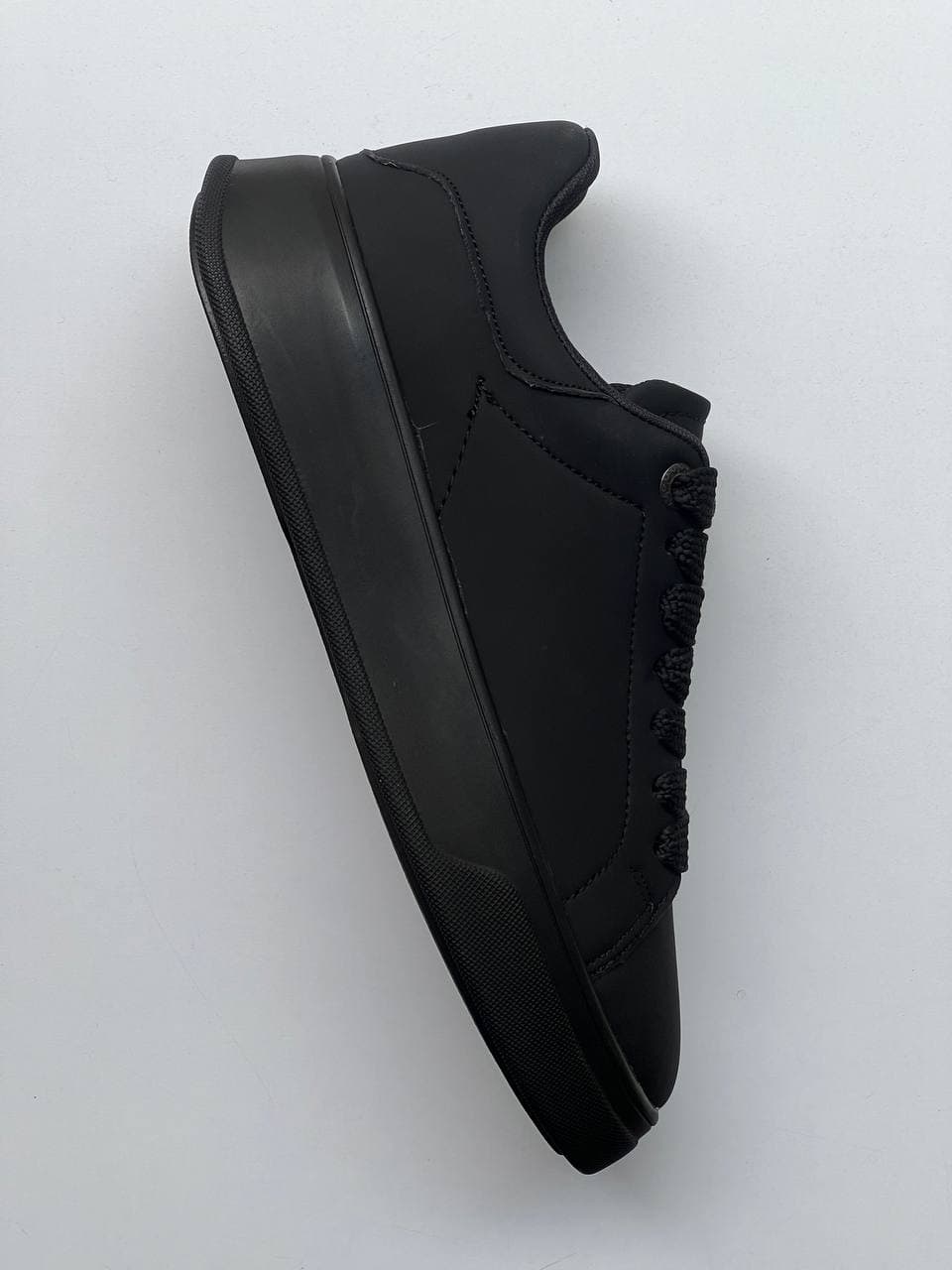 اسنیکرز مردانه لویی ویتون Louis Vuitton men’s sneakers