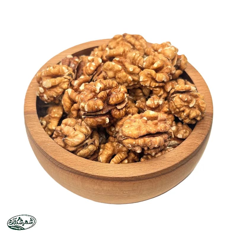 مغز گردو غنچه چهار پر