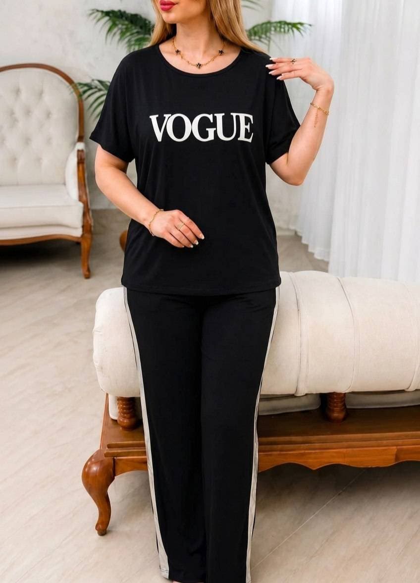 ست تیشرت و شلوار زنانه اسپرت مدل VOGUE پارچه اسپان کش (کد: ۱۸۲۹۶) — تصویر ۴