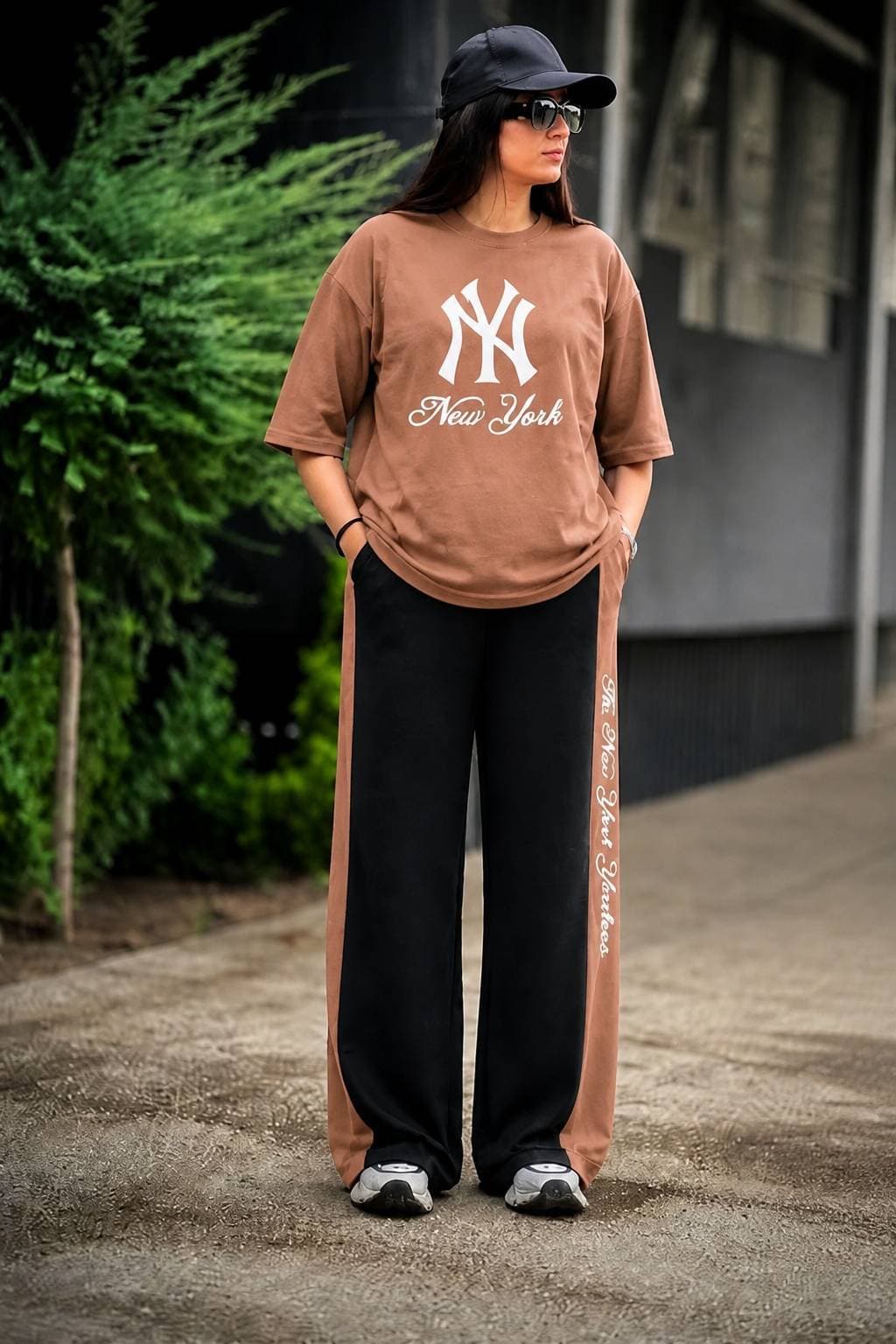 ست تیشرت و شلوار زنانه اسپرت پنبه گلکسی مدل NY (کد: ۱۵۷۷۴) — تصویر ۶