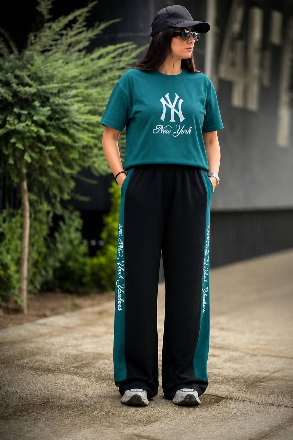 ست تیشرت و شلوار زنانه اسپرت پنبه گلکسی مدل NY (کد: ۱۵۷۷۴) — تصویر ۵