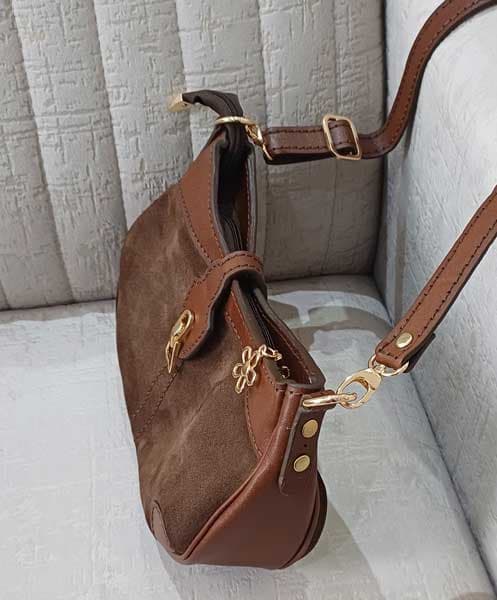 کیف دوشی زنانه چرم اشبالت طبیعی M50 مدل آرتمیس — تصویر ۴