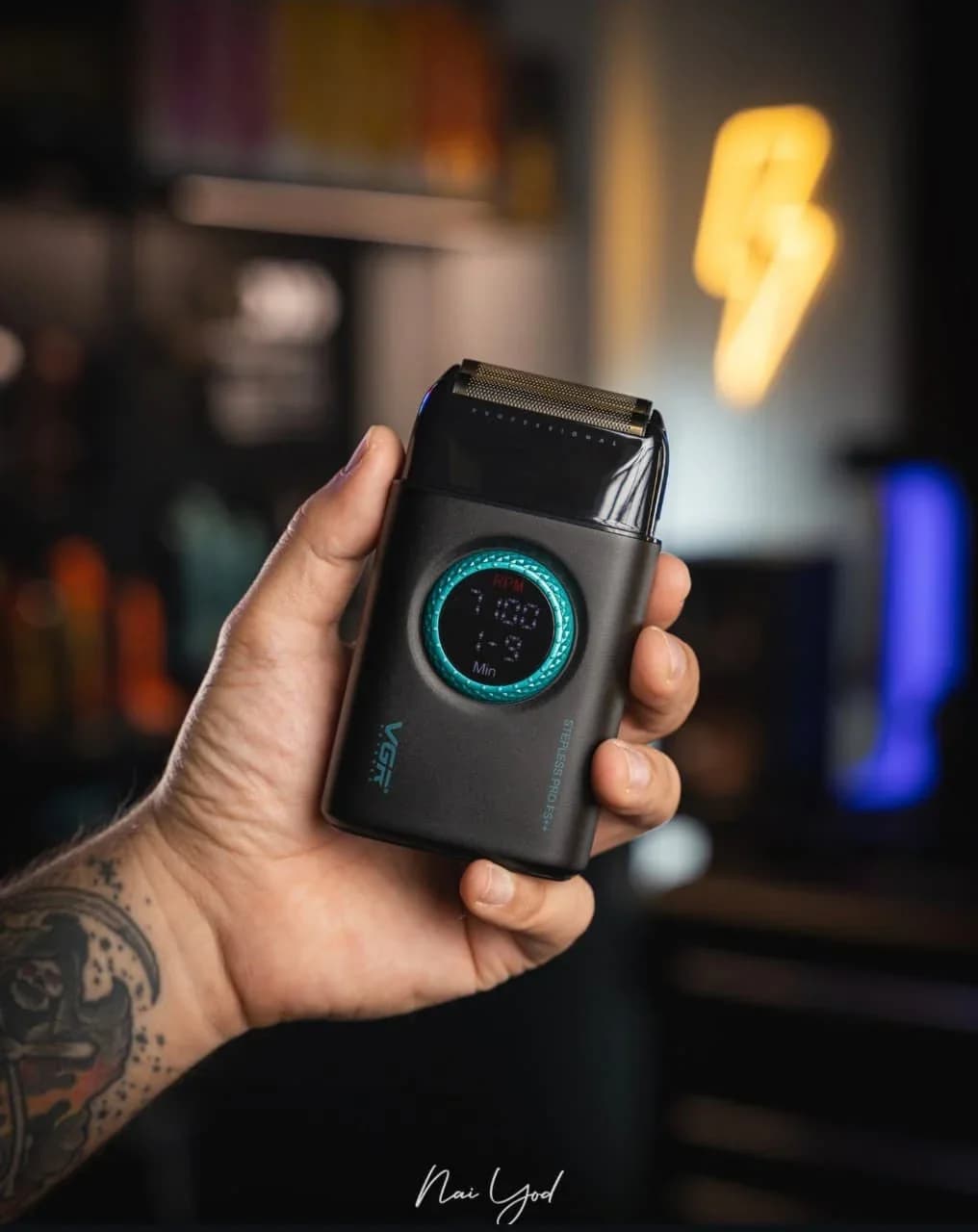 ست ماشین اصلاح حرفهای VGR SUPER POWER Stepless Pro 4-in-1 — تصویر ۵