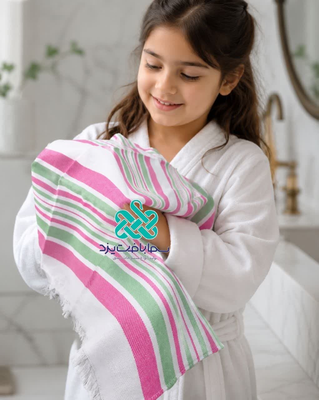 حوله دست و صورت نخی