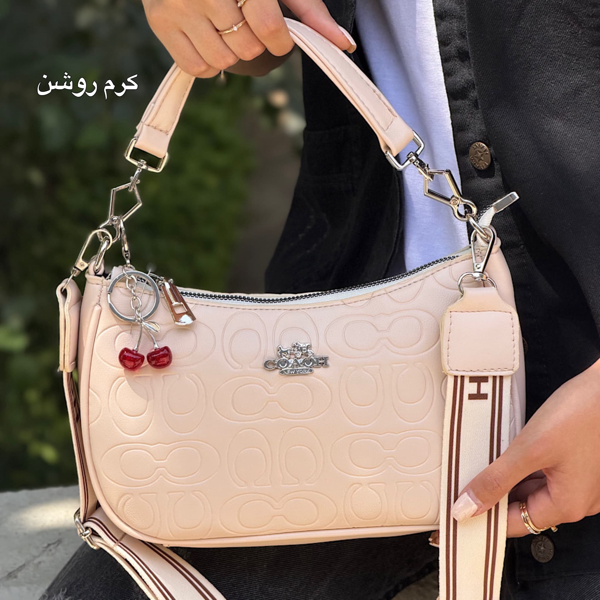 کیف پاسپورتی لوتوس — تصویر ۴