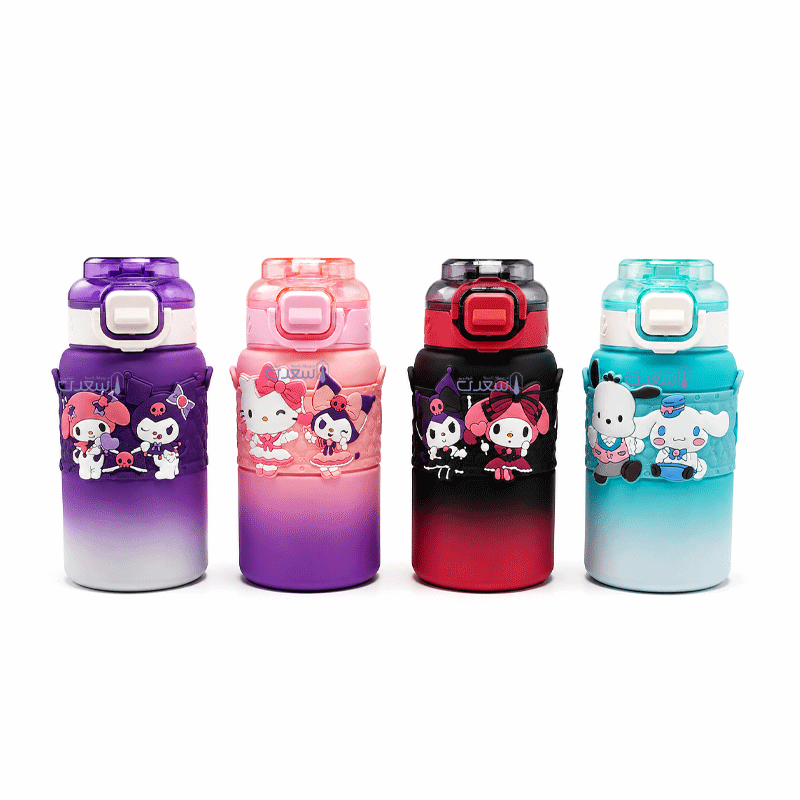 قمقمه گریپ دار نی دار مات کرومی KUROMI حجم 600ml کد 19