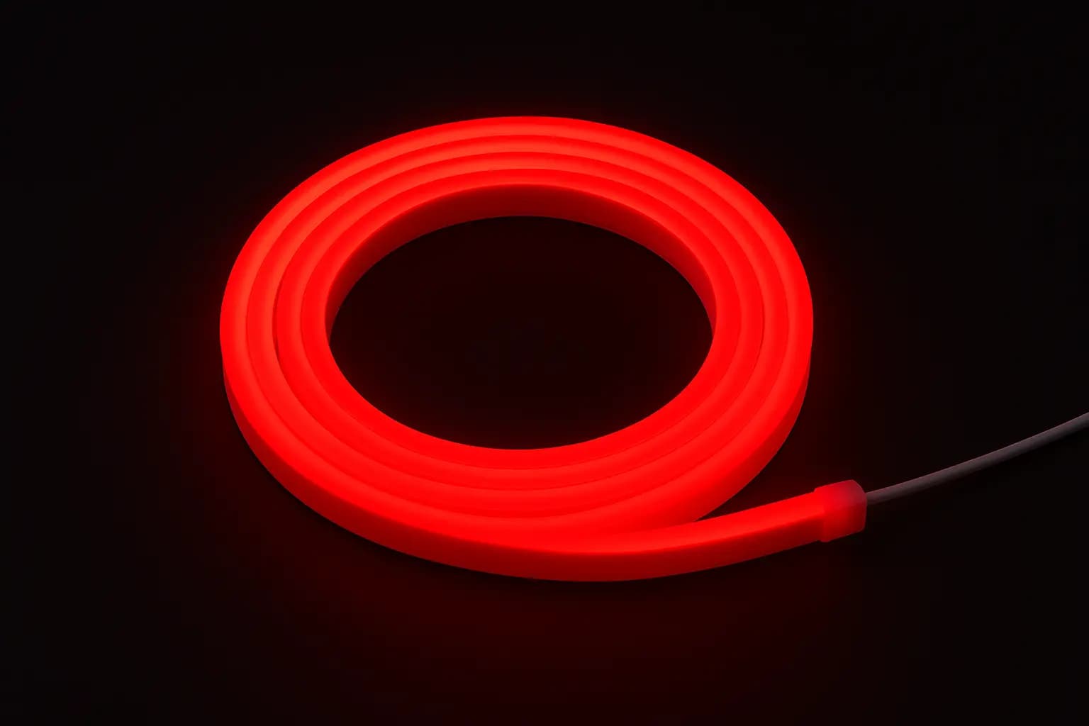نئون LED قرمز 2.5 متری | نئون فلکسی قرمز ضد آب و کم‌مصرف