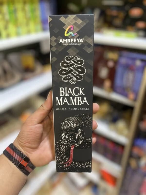 عود خوشبو کننده شاخه ای آمریا Amreeya مدل بلک مامبا Black Mamba — تصویر ۶