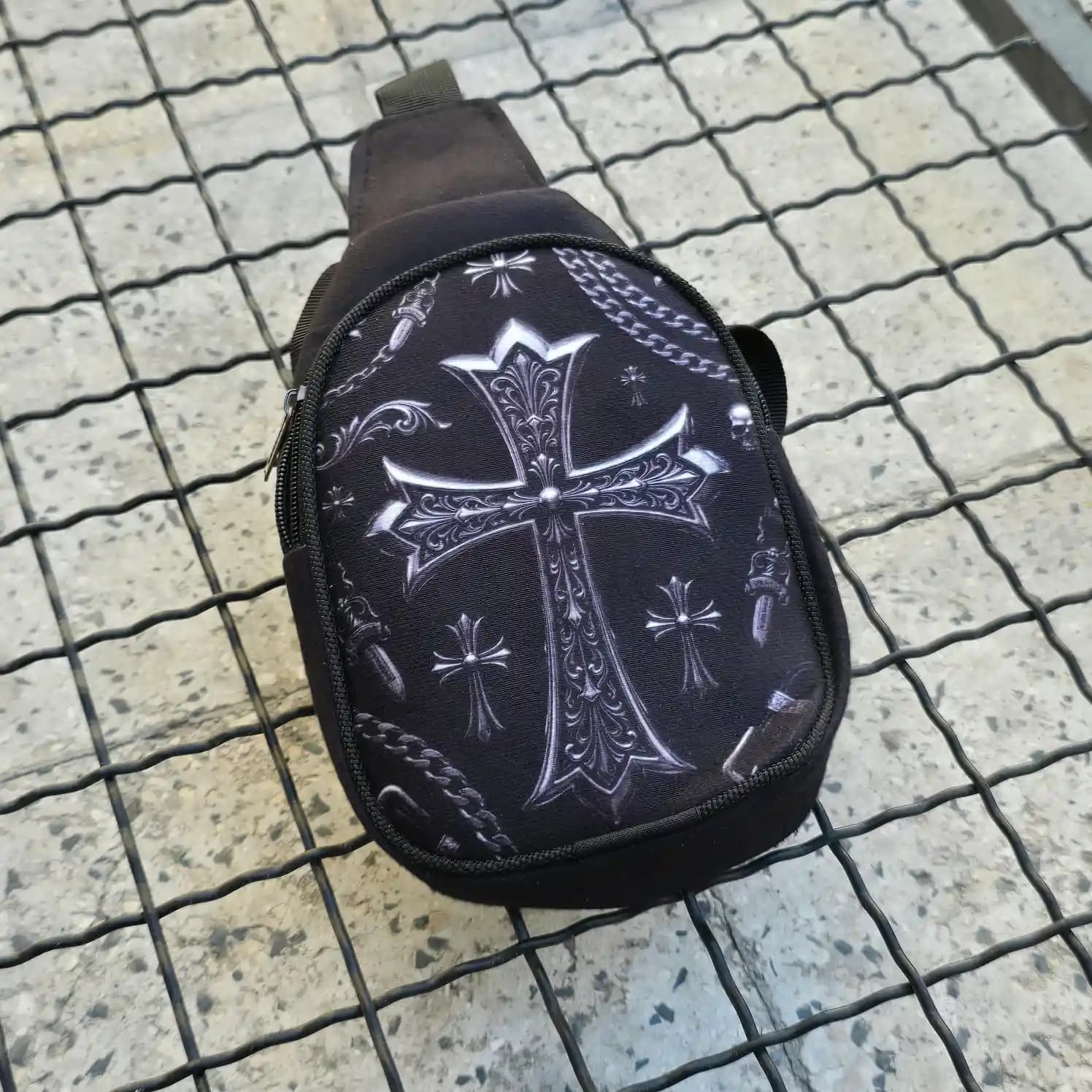 بادی بگ | کیف | کروم هارتز | Chrome Hearts — تصویر ۲
