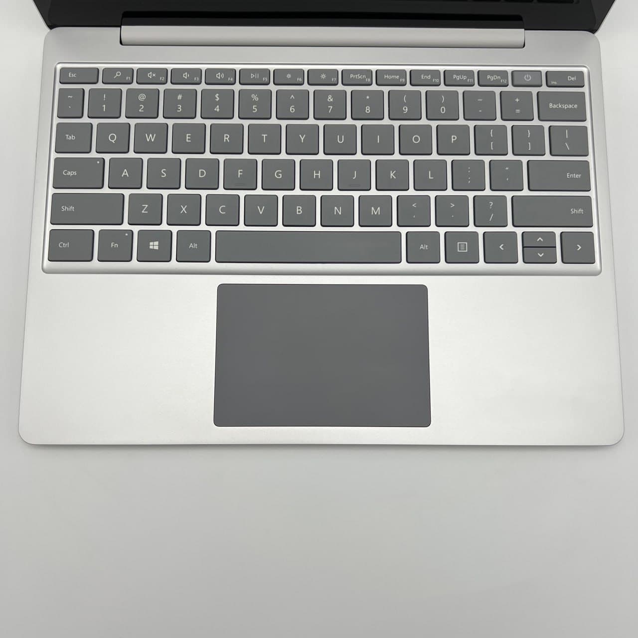 سرفیس لپتاپ گو_Surface laptop GO / core i5 – 1035G1 / Ram 8GB DDR4 / SSD 256GB / VGA intel / 12.5 inch PixelSense touch — تصویر ۴