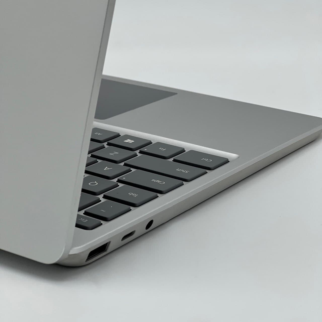 سرفیس لپتاپ گو_Surface laptop GO / core i5 – 1035G1 / Ram 8GB DDR4 / SSD 256GB / VGA intel / 12.5 inch PixelSense touch — تصویر ۷