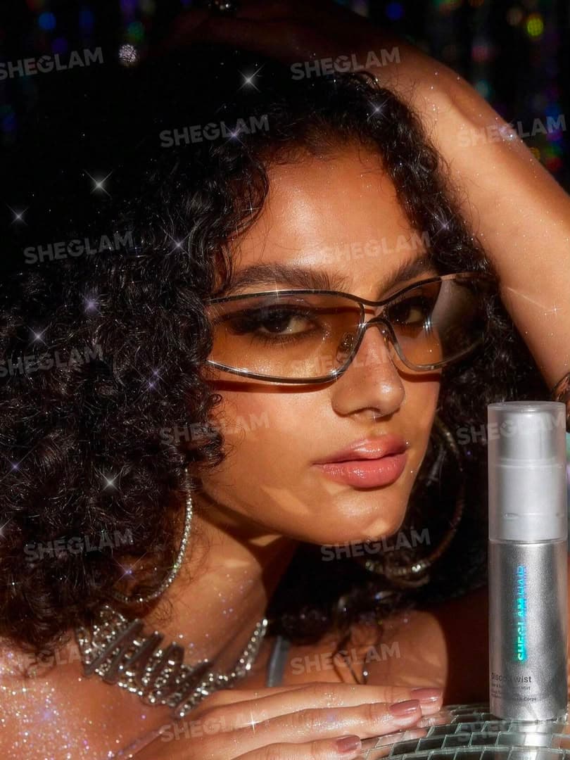 اسپری اکلیلی مو و بدن شیگلم مدل Disco Twist Hair & Body Glitter Mist – Dance Queen — تصویر ۸