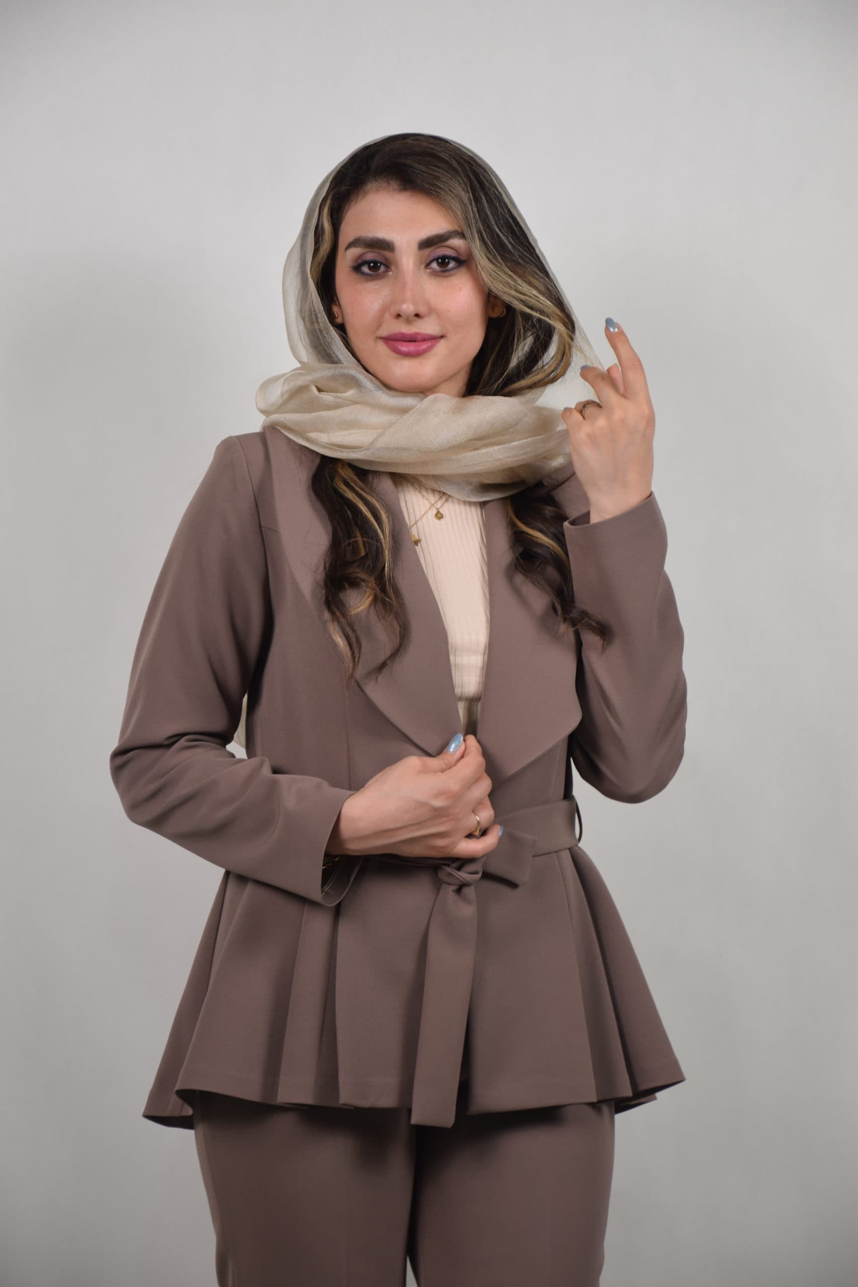 ست کت و شلوار عروسکی لیورا زنانه — تصویر ۴
