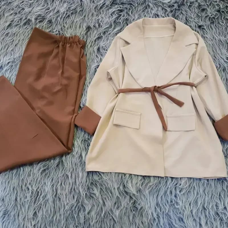 کت شلوار زنانه جنس مازراتی مدل ستایش سایز 1 و 2 رنگ بندی متنوع — تصویر ۱۱