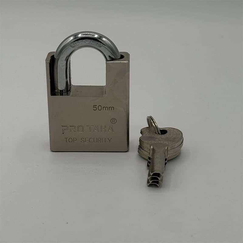 قفل آویز گارددار سایز 50 — تصویر ۳