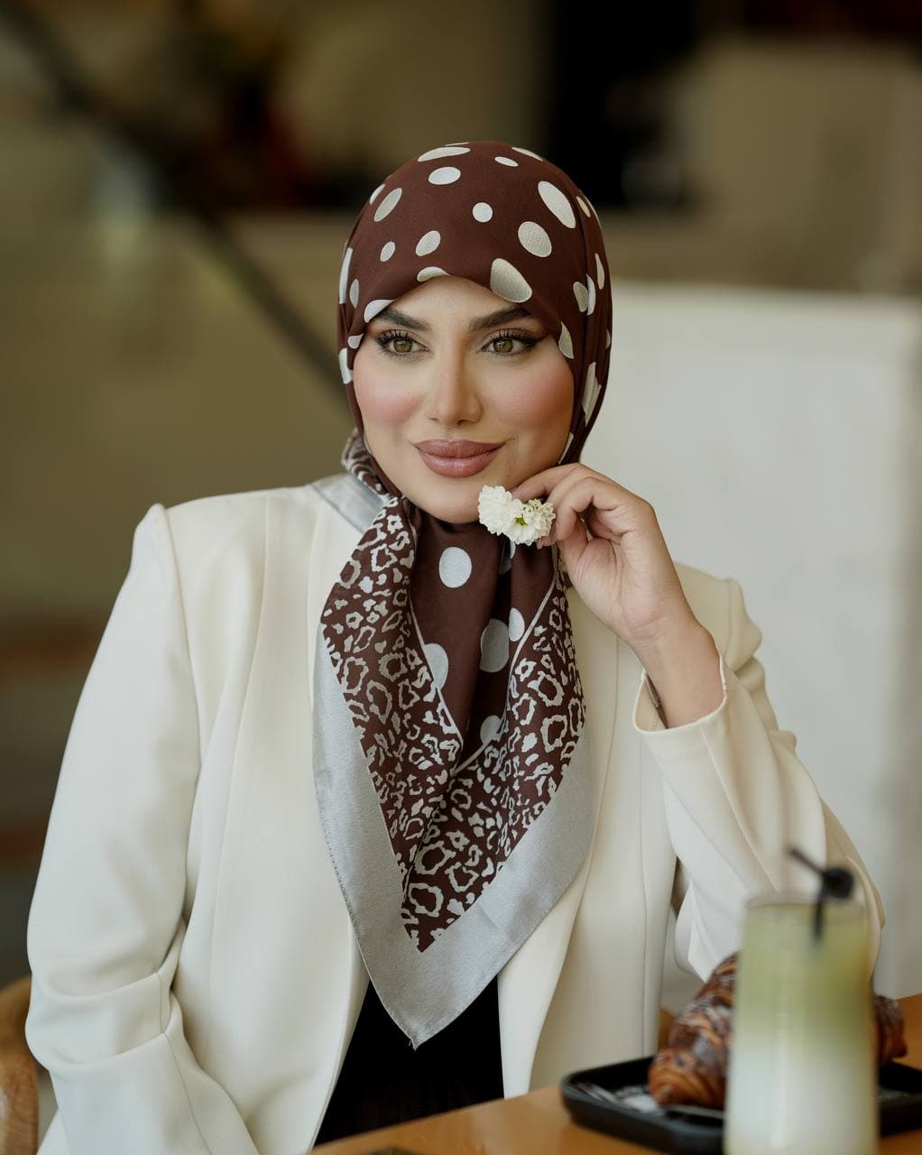 روسری ابریشم دووره ۰۲۱۱۵ — تصویر ۸