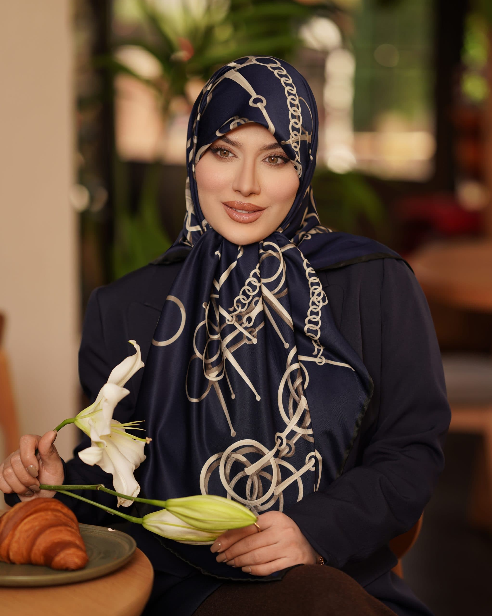 روسری ابریشم توییل ۰۱۹۵۹ — تصویر ۲