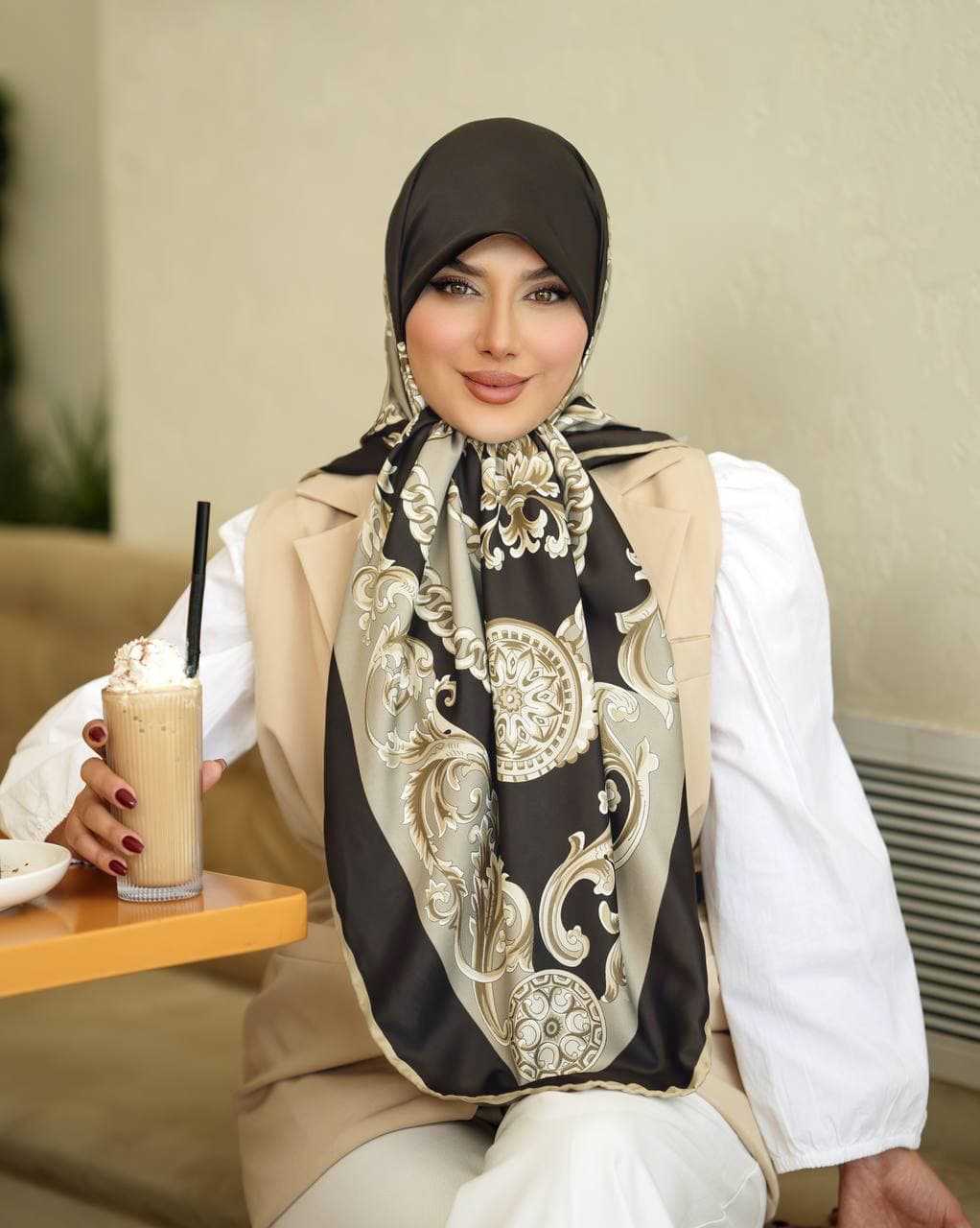 روسری ابریشم توییل ۰۱۹۴۴