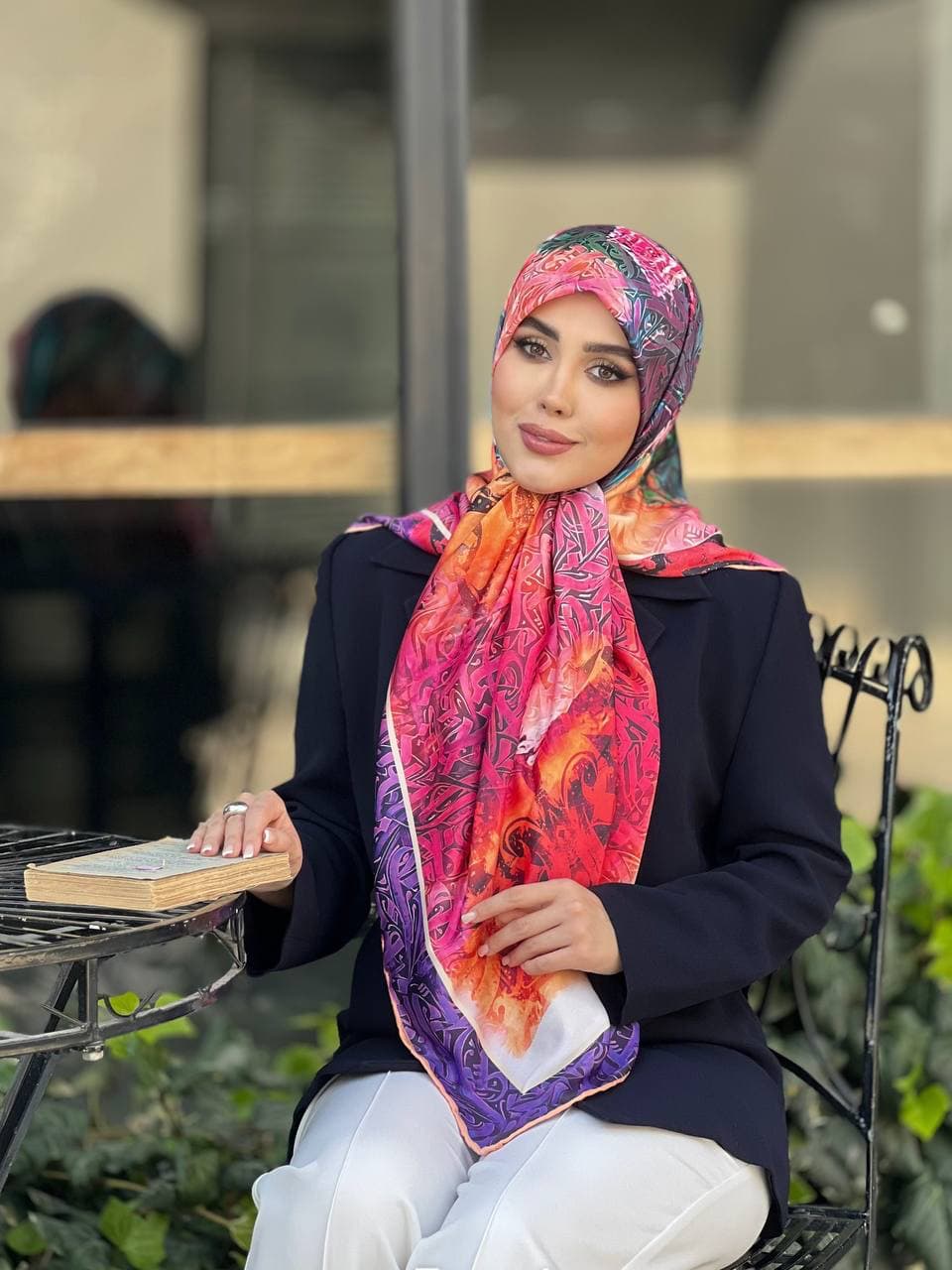 روسری ابریشم ایپک ۰۱۹۴۲ — تصویر ۲