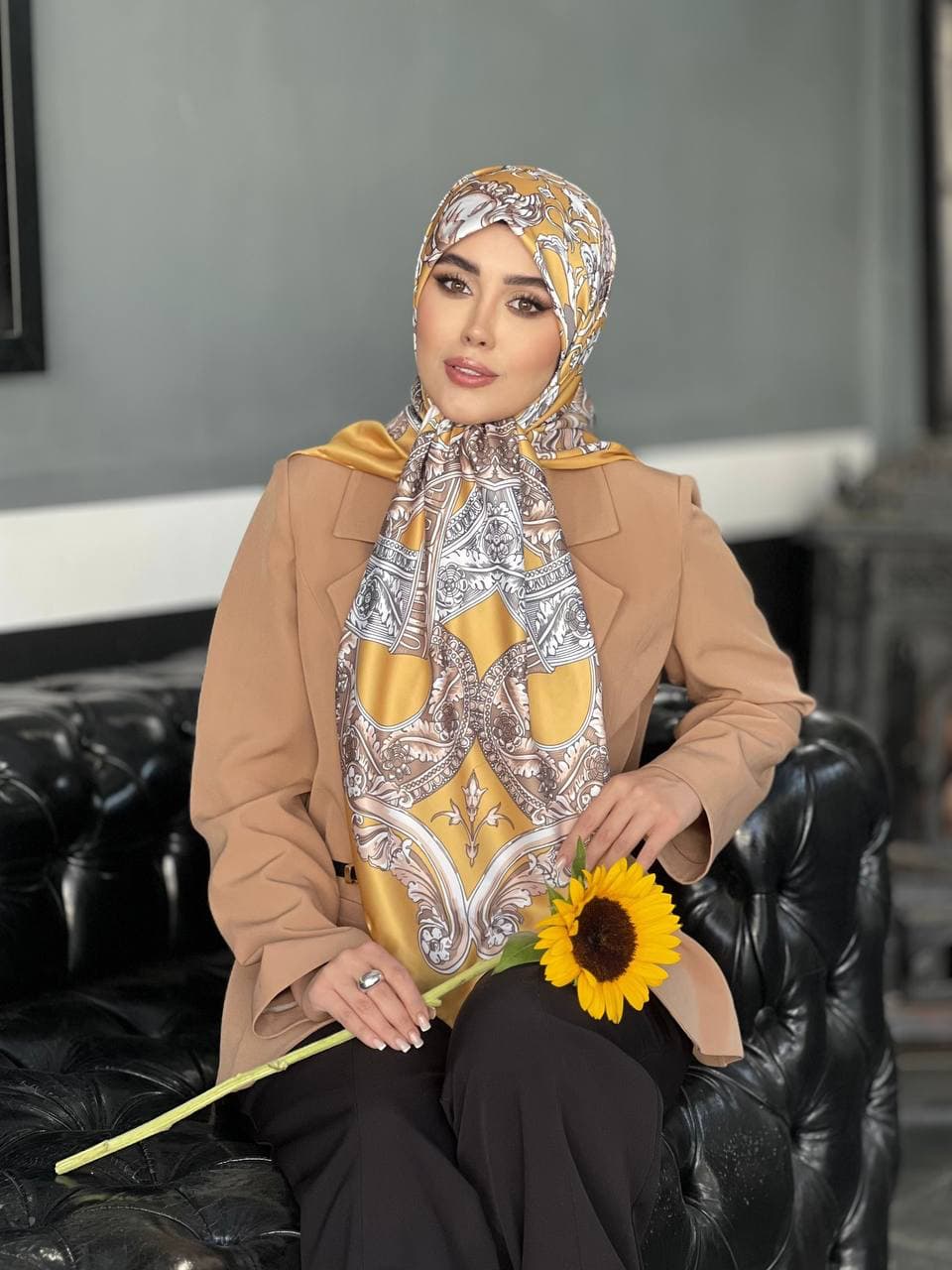 روسری ابریشم ایپک ۰۱۹۳۷ — تصویر ۲