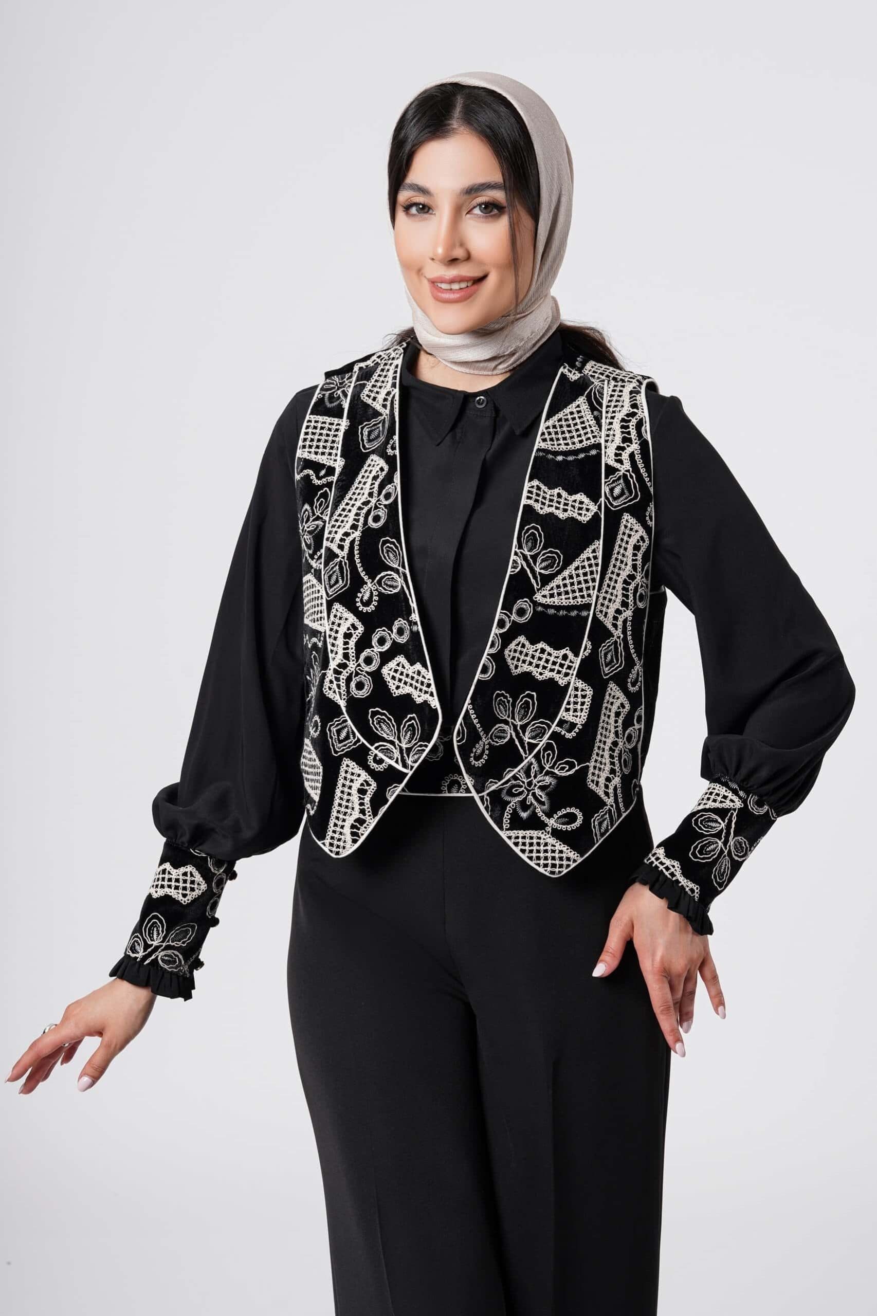 سه پیس کد-1523 — تصویر ۴