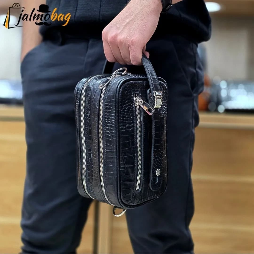 کیف دستی و دوشی چرم طبیعی گاوی دو خانه مدل شوزبگ — تصویر ۴