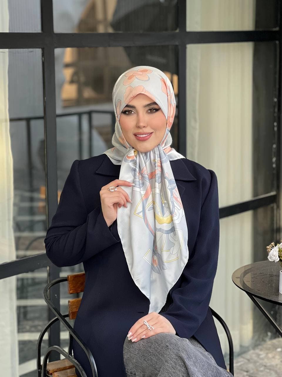 روسری ساتن ابریشم ۰۱۷۶۲ — تصویر ۶