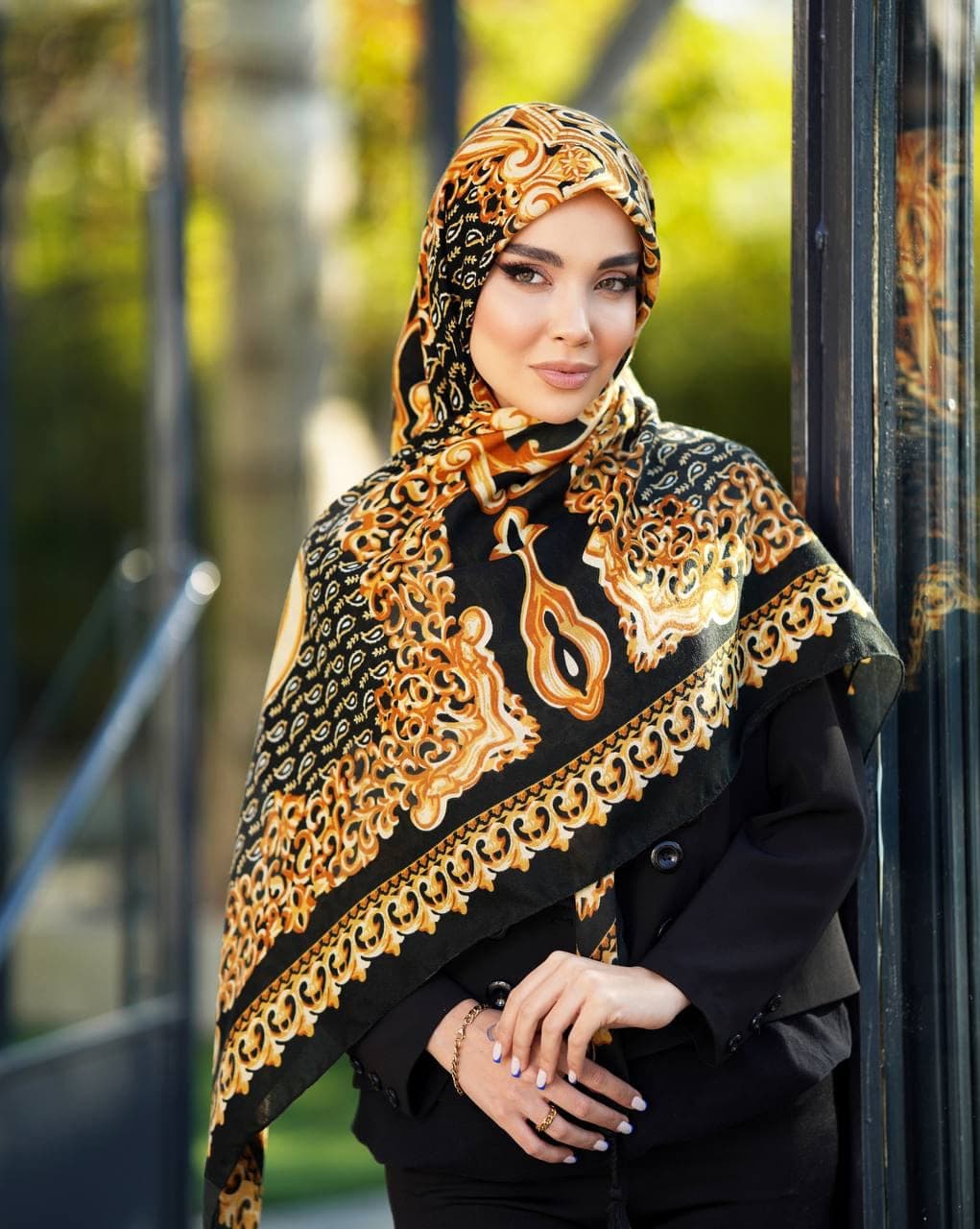 روسری نخی سیا اسکارف ۰۱۰۳۹ — تصویر ۳