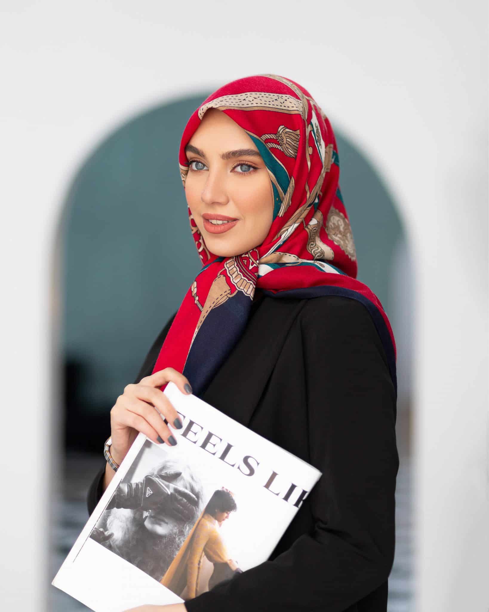 روسری نخی سیا اسکارف ۸۲۸ — تصویر ۳