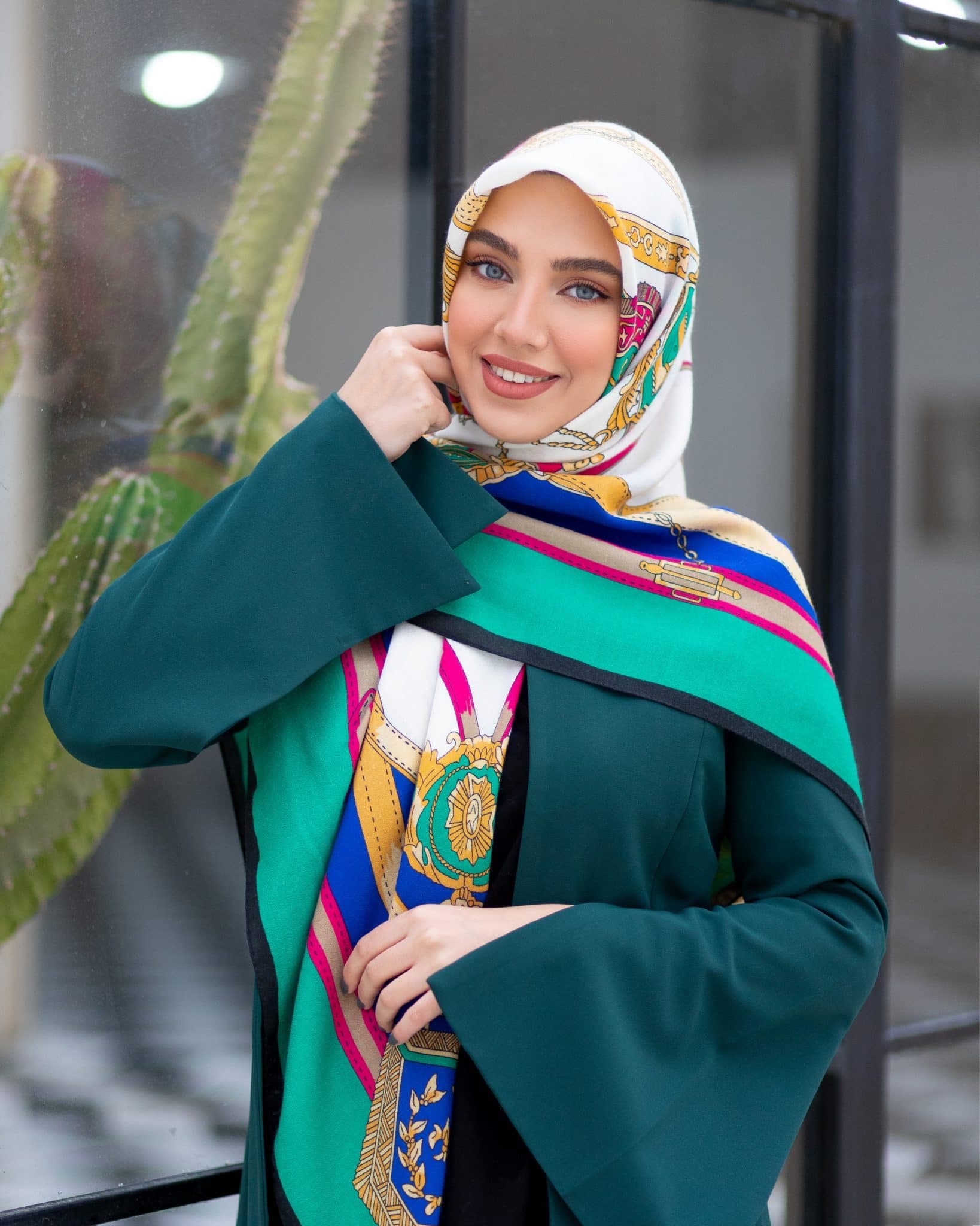 روسری نخی سیا اسکارف ۸۲۸ — تصویر ۴