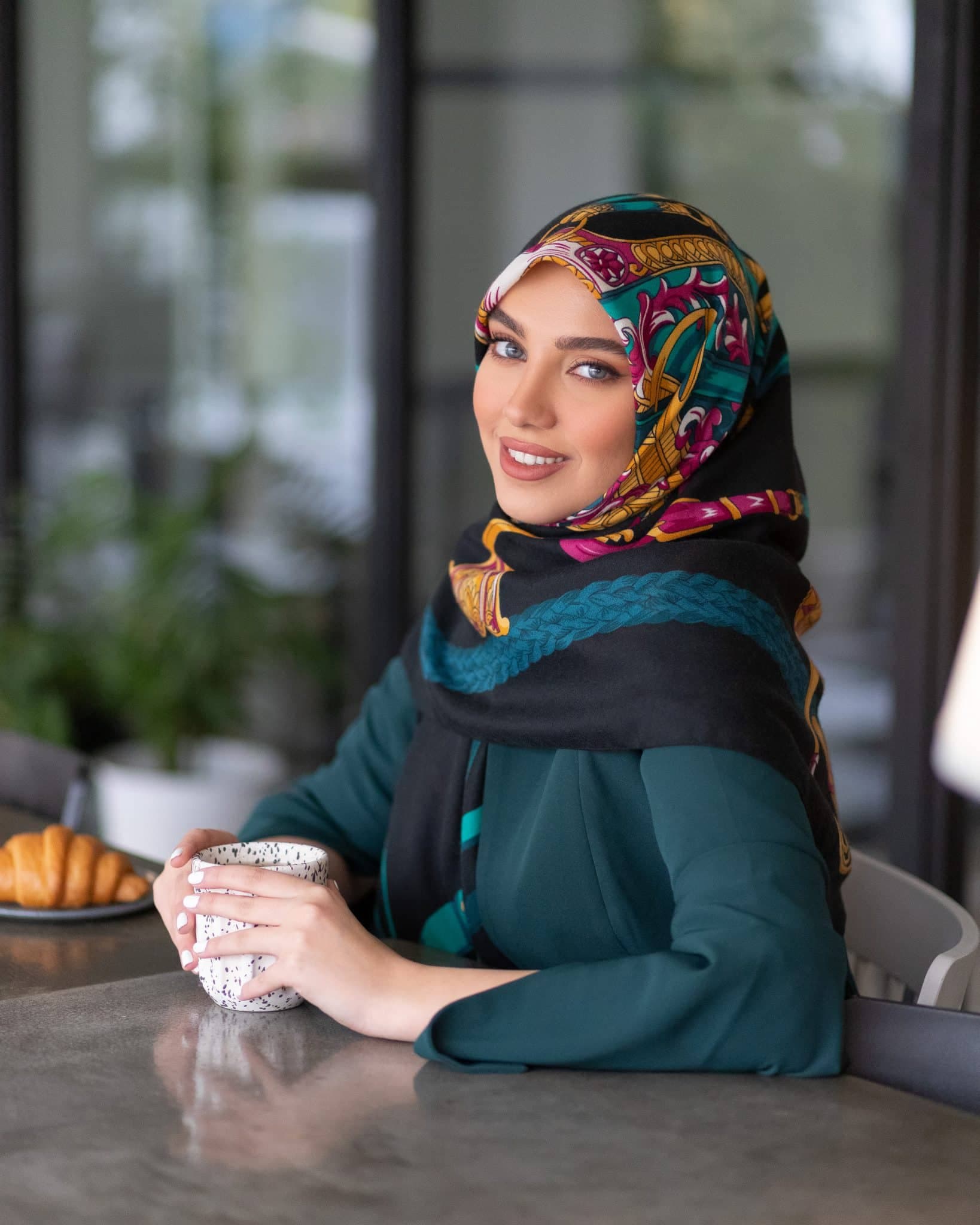 روسری نخی سیا اسکارف ۸۲۴ — تصویر ۵