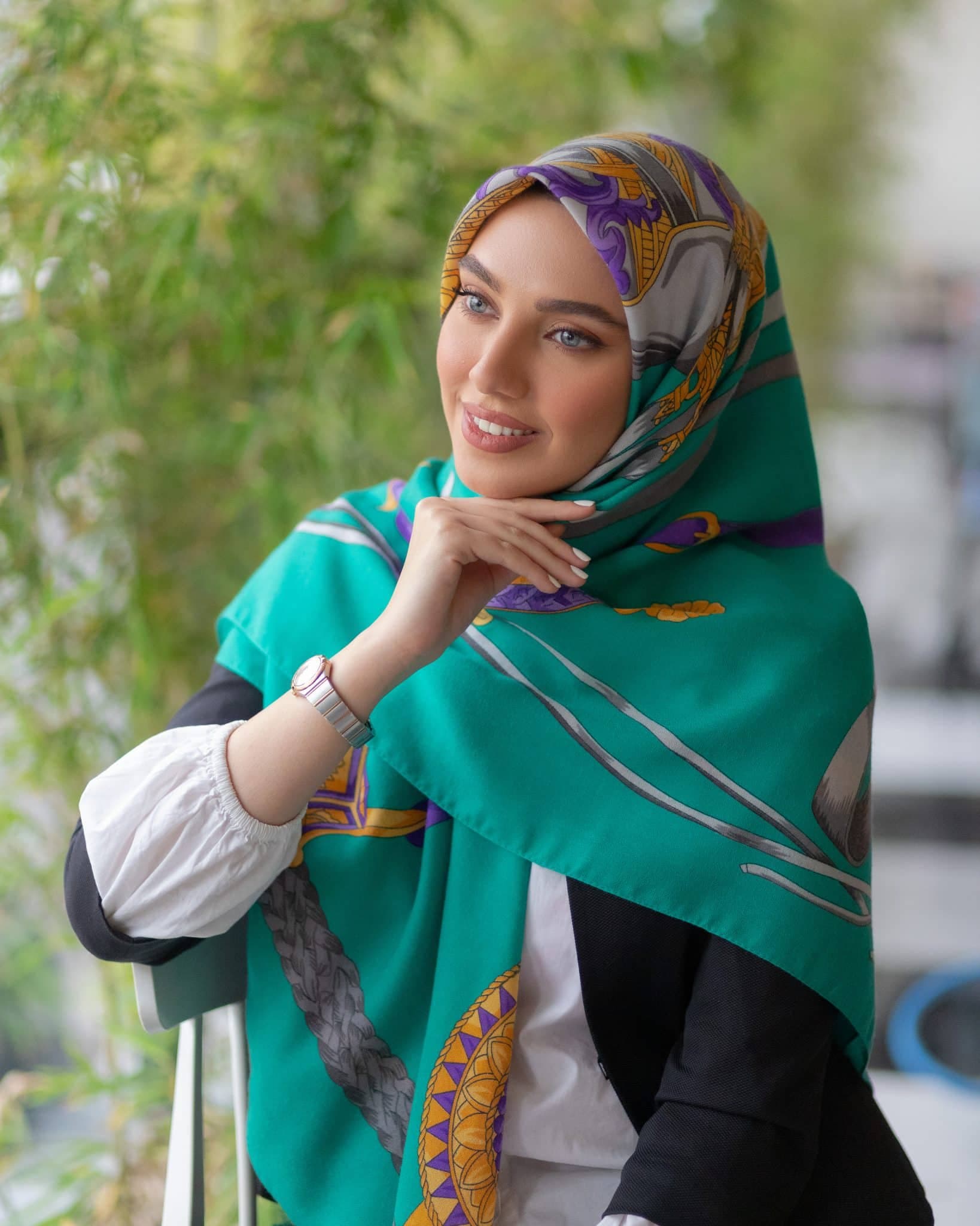 روسری نخی سیا اسکارف ۸۲۴ — تصویر ۳