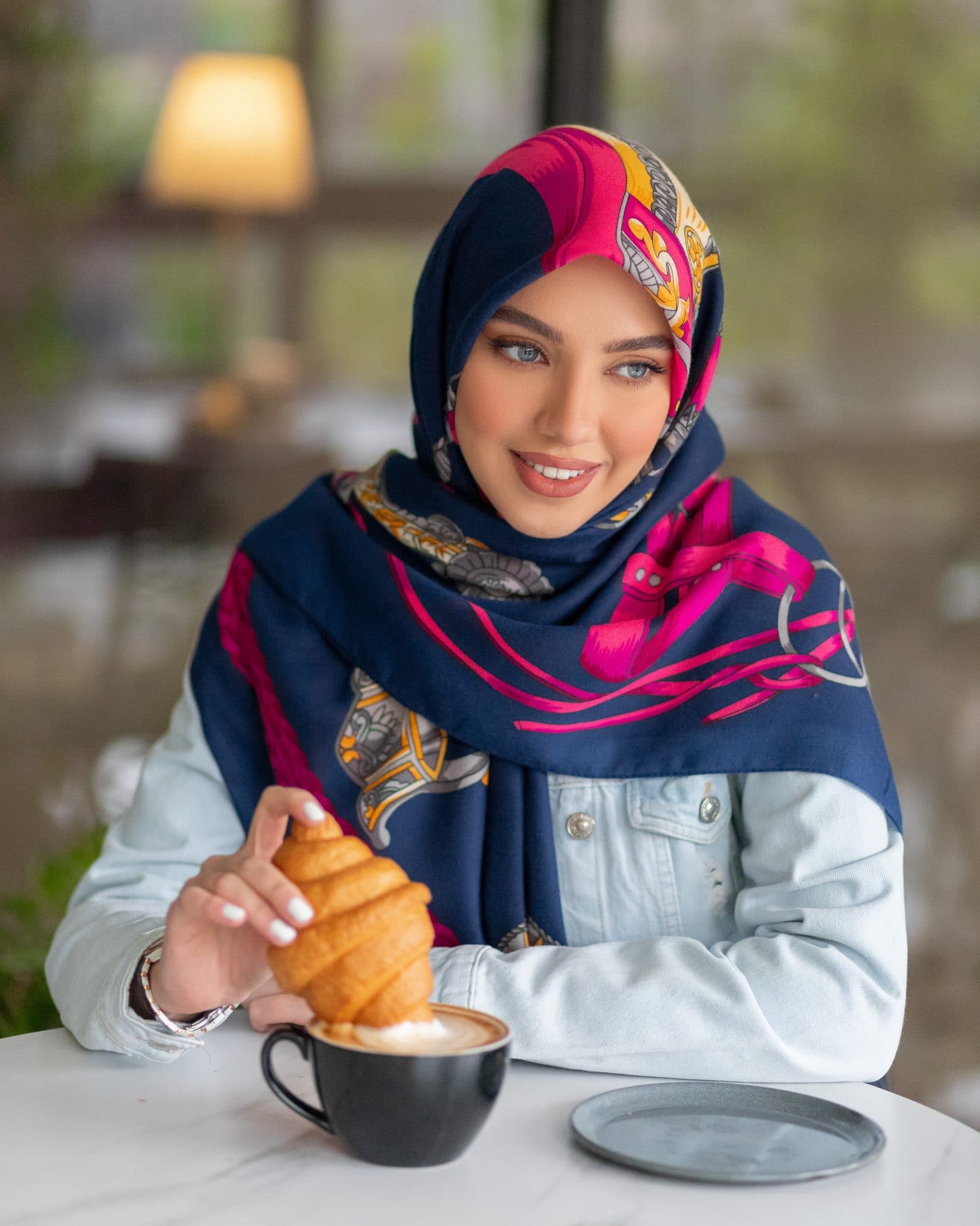 روسری نخی سیا اسکارف ۸۲۴ — تصویر ۲