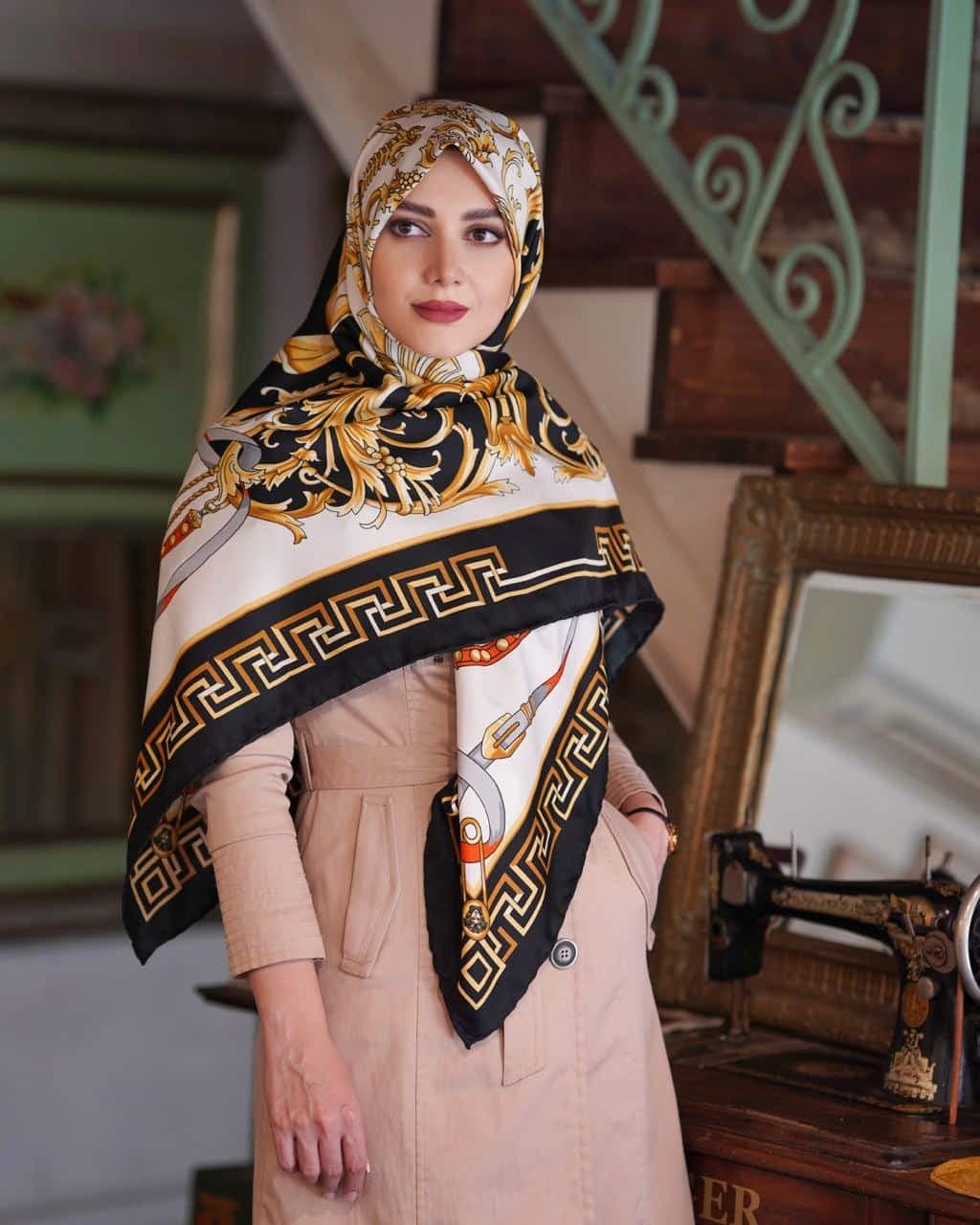 روسری ابریشم توییل ۸۳۰ — تصویر ۴