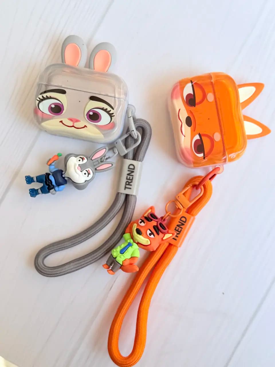 کاور ایرپاد Zootopia با آویز (کدa0339) — تصویر ۲