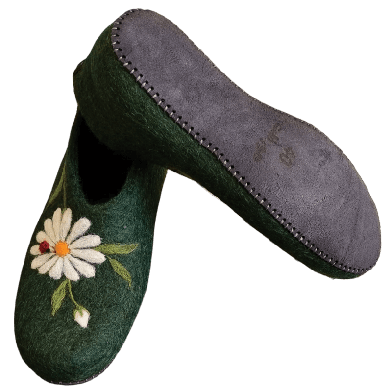 Chamomile & Ladybug Felt Slippers – Hoorfelt Brand