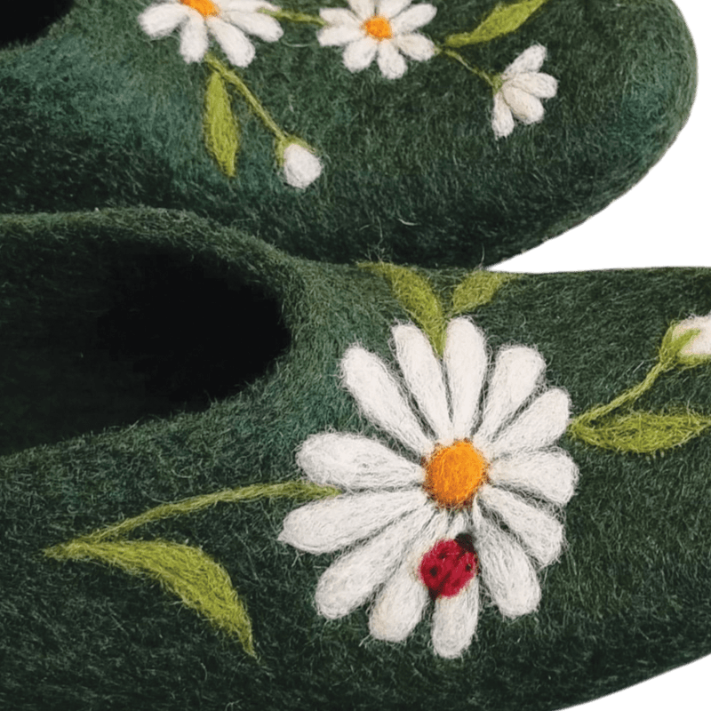 Chamomile & Ladybug Felt Slippers – Hoorfelt Brand — تصویر ۳