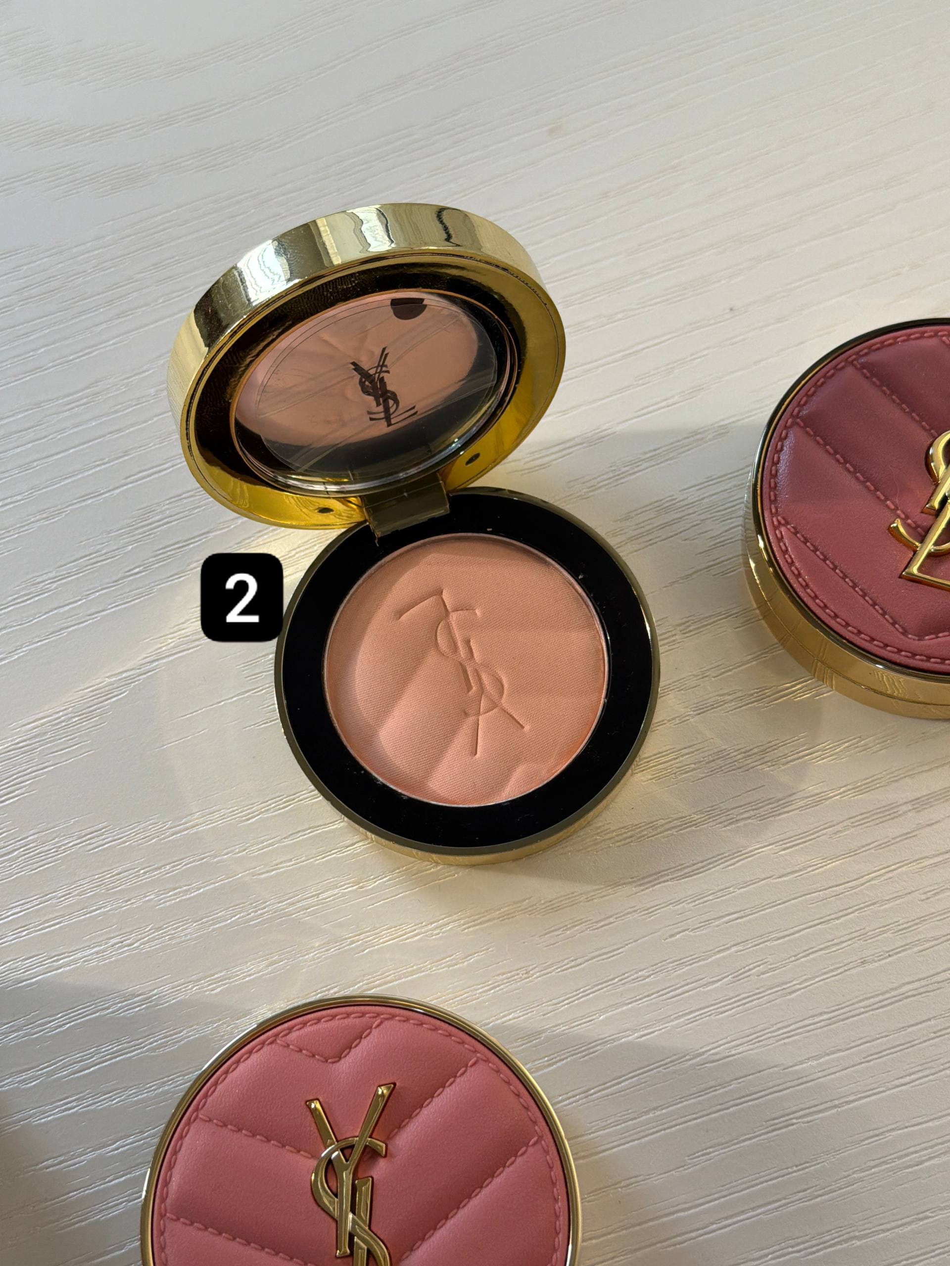 رژگونه ایوسن لورن YSL — تصویر ۳