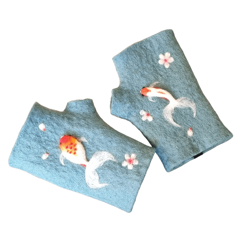Woolen Fish Design Gloves – Hoorfelt Brand — تصویر ۲